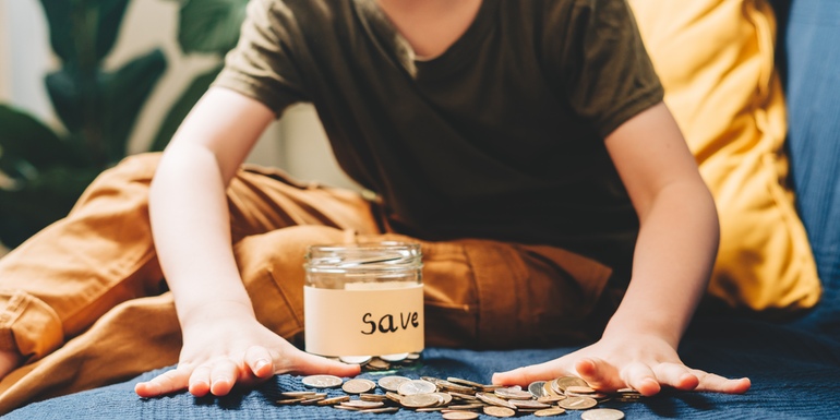 How to nurture financially savvy kids